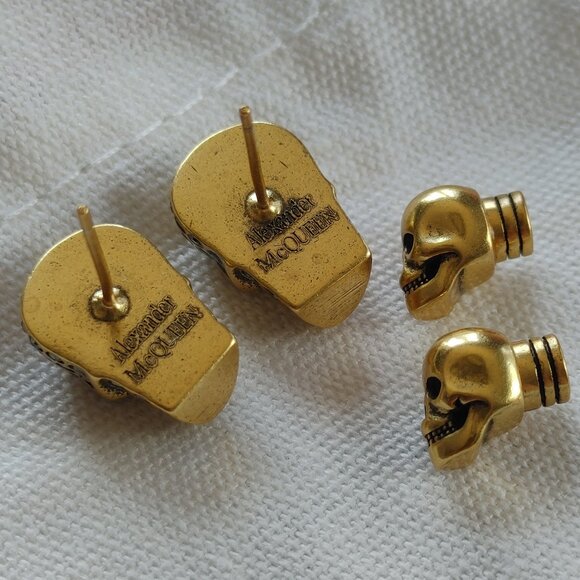 Alexander McQueen Pave Rhinestones Double Skull brass earring 10gr (New) - Picture 7 of 9